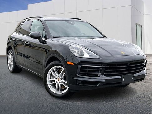 Used 2023 Porsche Cayenne image 9