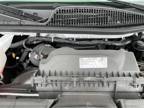 New 2026 GMC Savana 2500 w/ Driver Convenience Package RWD image 26