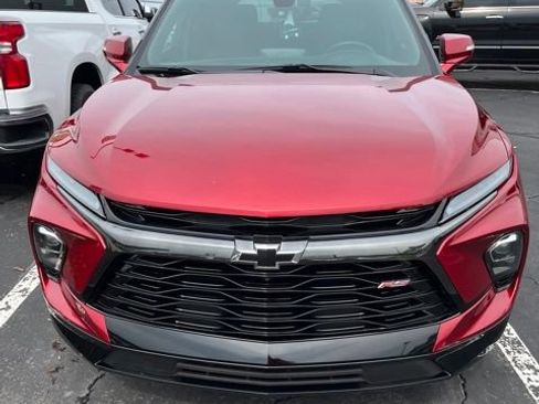 Certified 2023 Chevrolet Blazer RS w/ Driver Confidence II Package AWD/4WD image 3