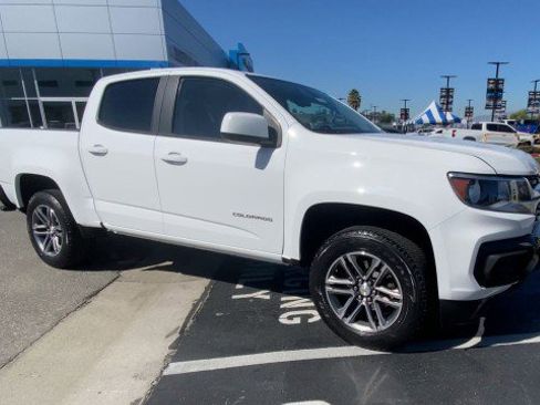 Used 2022 Chevrolet Colorado LT w/ LT Convenience Package image 2