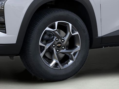 New 2026 Chevrolet Trax LT image 9