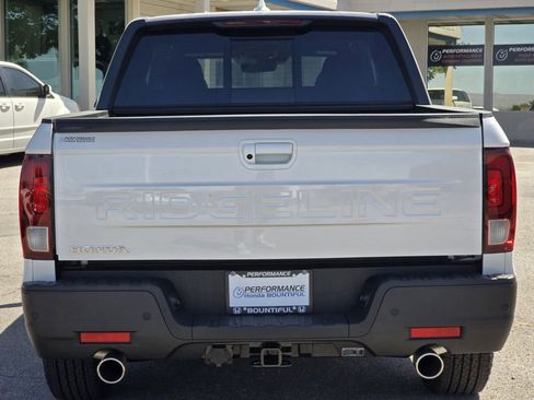 New 2026 Honda Ridgeline Black Edition image 8
