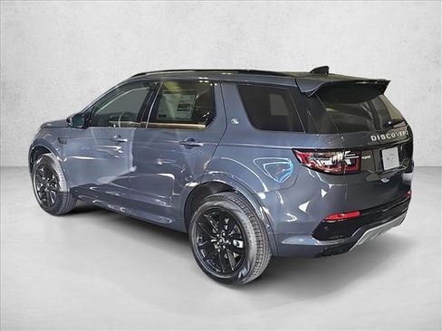 Used 2025 Land Rover Discovery Sport S image 8