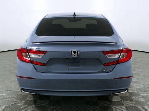 Used 2022 Honda Accord Sport image 8