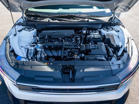 New 2026 Kia K4 FWD image 15