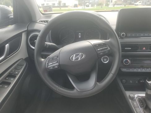 Used 2023 Hyundai Kona SEL w/ Convenience Package FWD image 11