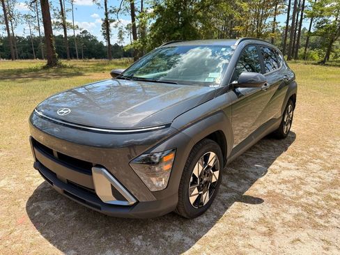 Used 2024 Hyundai Kona SEL FWD image 1