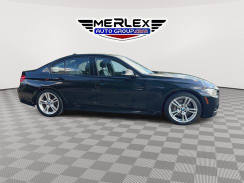 Used 2018 BMW 330i Sedan RWD image 2