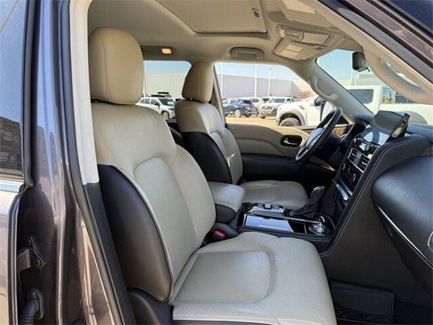 Used 2023 INFINITI QX80 Premium Select w/ Cargo Package image 32
