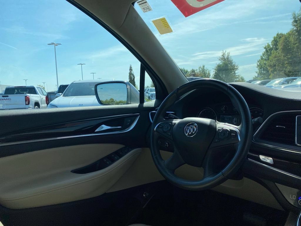 Used 2018 Buick Enclave Essence FWD image 31