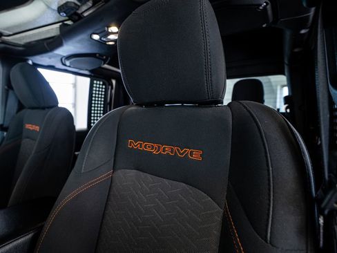 Used 2021 Jeep Gladiator Mojave image 39