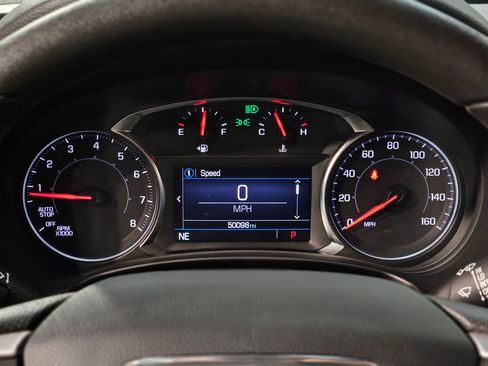 Used 2022 GMC Terrain SLE image 15