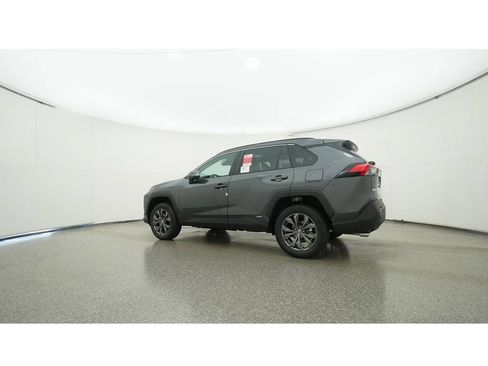 Used 2023 Toyota RAV4 XLE Premium AWD/4WD image 26