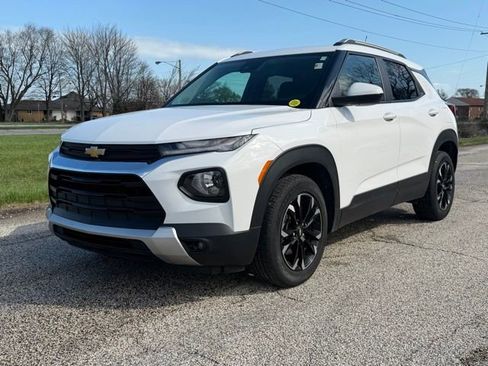 Used 2021 Chevrolet TrailBlazer LT FWD image 5