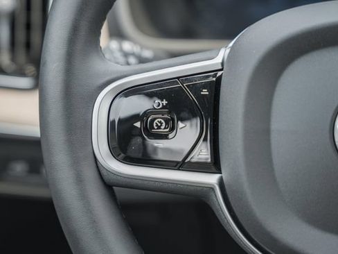 New 2026 Volvo XC90 T8 Plus w/ Protection Package Premier AWD/4WD image 28