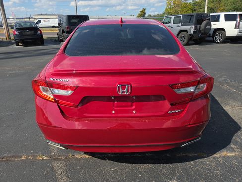 Used 2018 Honda Accord Sport image 4