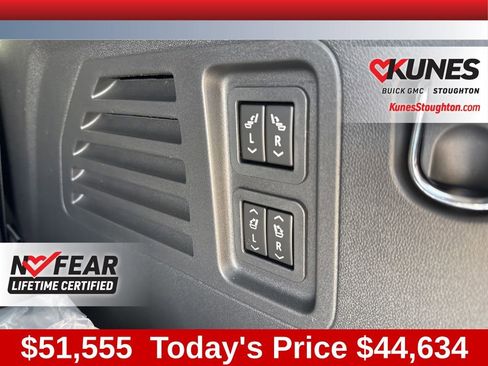 New 2026 Buick Enclave Preferred w/ Power Package FWD image 43