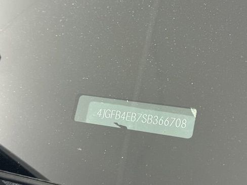 Certified 2025 Mercedes-Benz GLE 350 4MATIC image 34