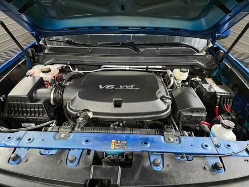 Used 2022 Chevrolet Colorado W/T w/ Custom Special Edition image 35