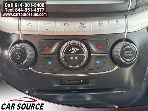 Used 2015 Dodge Journey R/T image 32