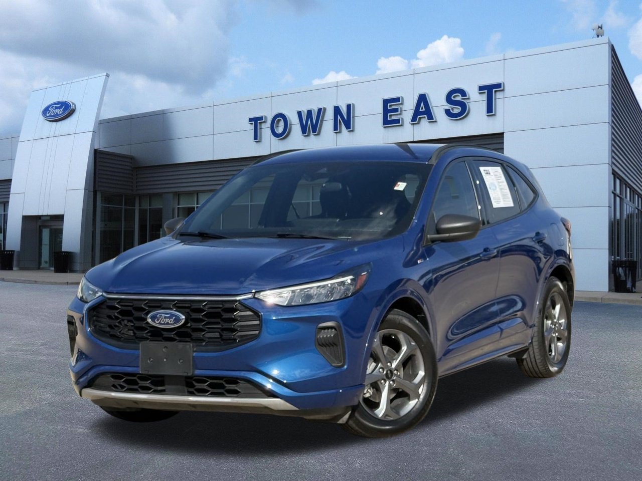Certified 2023 Ford Escape ST-Line w/ Tech Pack #1 FWD image 1