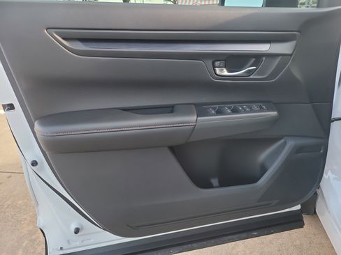 Used 2026 Honda CR-V TrailSport image 13