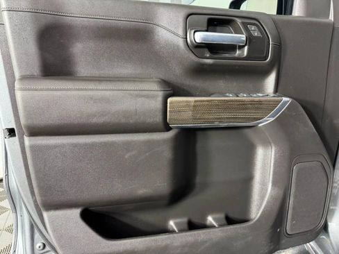 Used 2021 Chevrolet Silverado 1500 LT Trail Boss w/ Bed Protection Package image 37