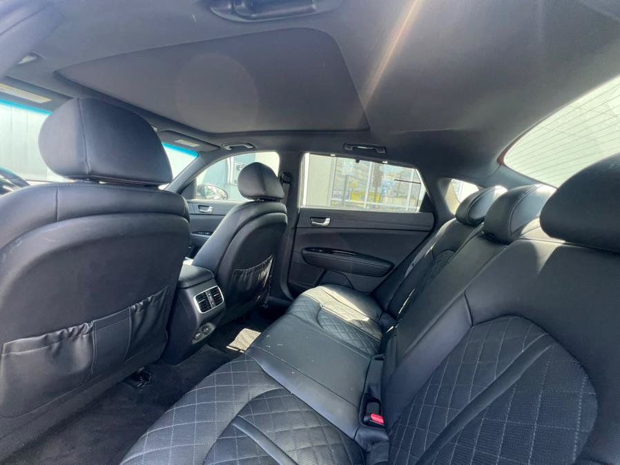 Used 2018 Kia Optima SX w/ Technology Package FWD image 18