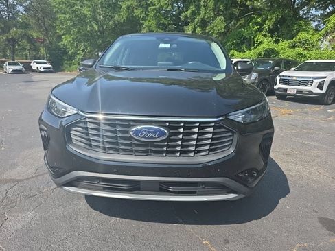 Used 2025 Ford Escape Active AWD/4WD image 2