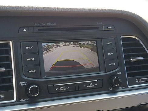 Used 2015 Hyundai Sonata Limited image 26