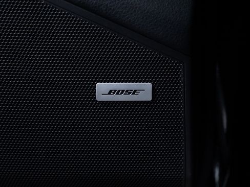 Used 2019 Porsche Cayenne Base image 15