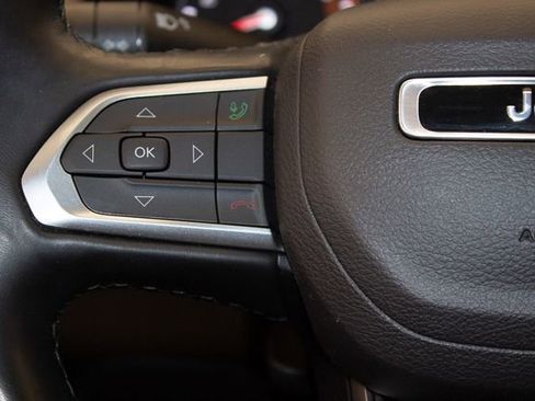 Used 2022 Jeep Compass Latitude image 22