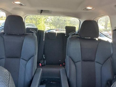 Used 2019 Subaru Ascent Premium w/ Popular Package #2 AWD/4WD image 14