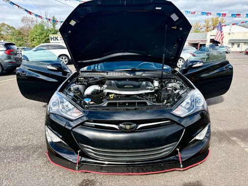 Used 2015 Hyundai Genesis 3.8 image 10