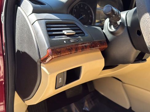 Used 2010 Honda Crosstour EX-L image 28