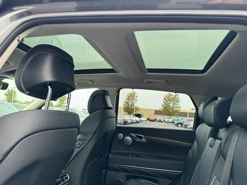 Certified 2026 Genesis GV80 2.5T Advanced AWD/4WD image 11