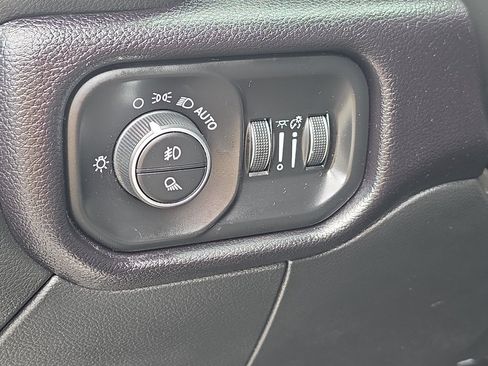 Used 2021 RAM 3500 Laramie AWD/4WD image 26