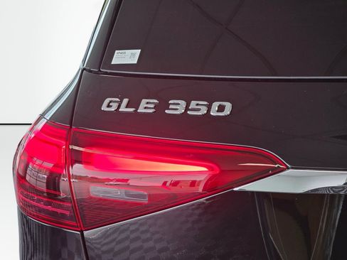 Used 2025 Mercedes-Benz GLE 350 4MATIC image 14