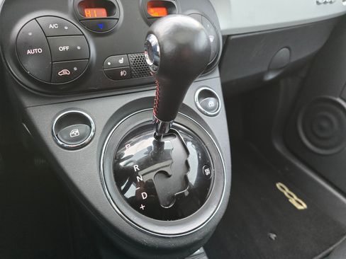 Used 2018 FIAT 500 Lounge image 19