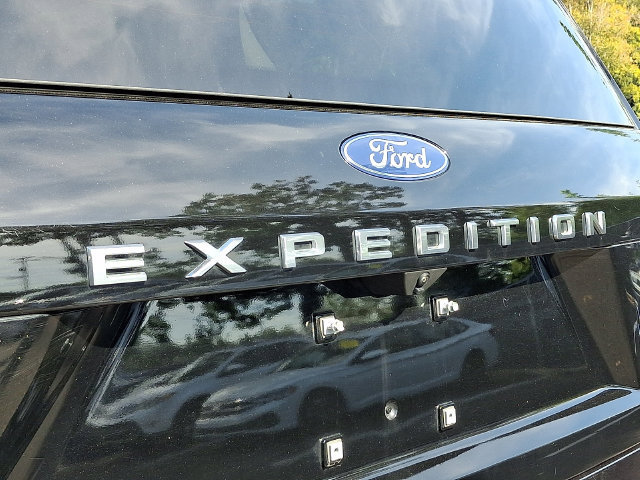 Certified 2025 Ford Expedition Active AWD/4WD image 32