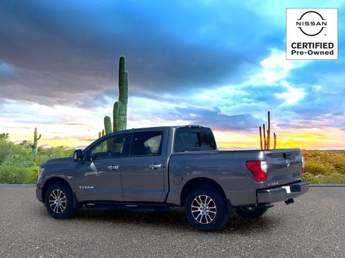 Certified 2021 Nissan Titan SV w/ SV Convenience Package AWD/4WD image 4