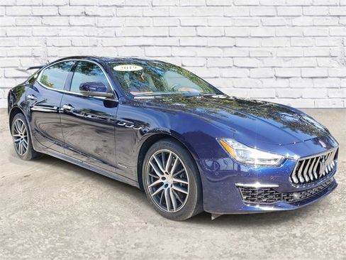 Used 2019 Maserati Ghibli GranLusso image 4