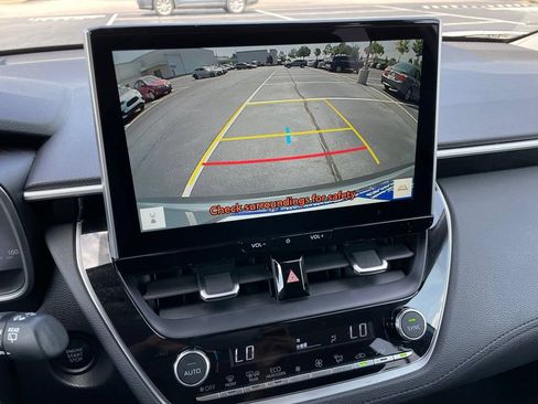 Used 2026 Toyota Corolla Cross XLE FWD image 16
