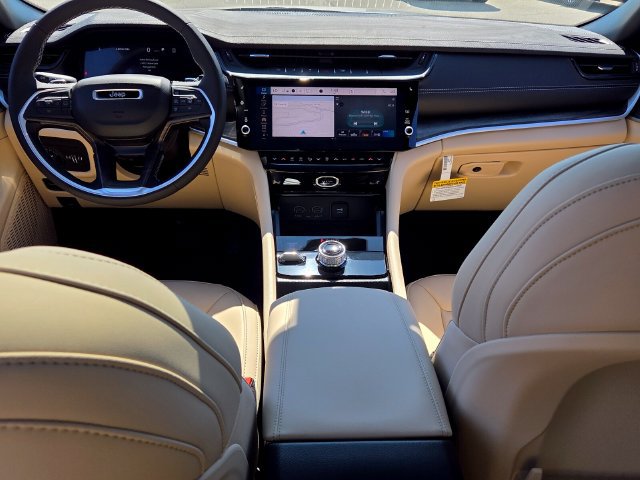 New 2027 Jeep Grand Cherokee Limited AWD/4WD image 8