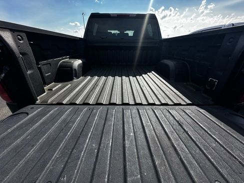 Used 2023 Chevrolet Silverado 1500 LT image 37