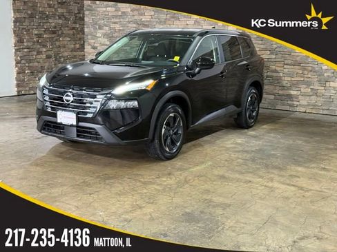 Certified 2025 Nissan Rogue SV AWD/4WD image 3
