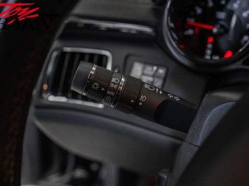 Used 2014 Cadillac CTS V w/ Wood Trim Package image 32