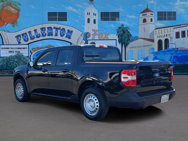Used 2025 Ford Maverick XL FWD image 3