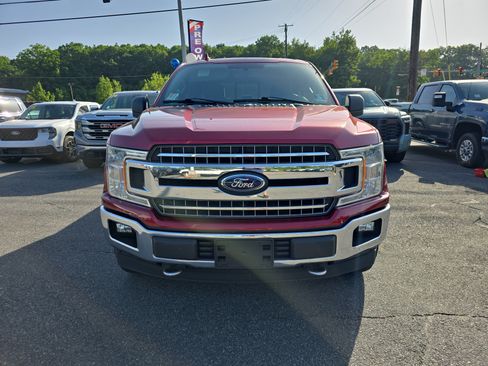 Used 2018 Ford F150 XLT w/ Equipment Group 302A Luxury AWD/4WD image 12