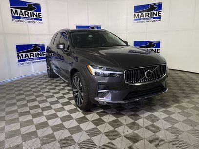 Used 2023 Volvo XC60 B5 Ultimate w/ Climate Package